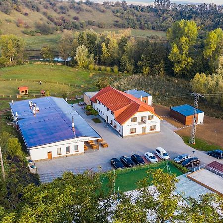 Отель Na Zelenem Statku Rasovice  Экстерьер фото